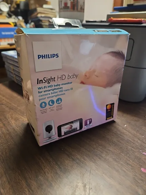Philips B120E/37 InSight Wireless HD Baby Monitor Video Cam for Smartphones Used