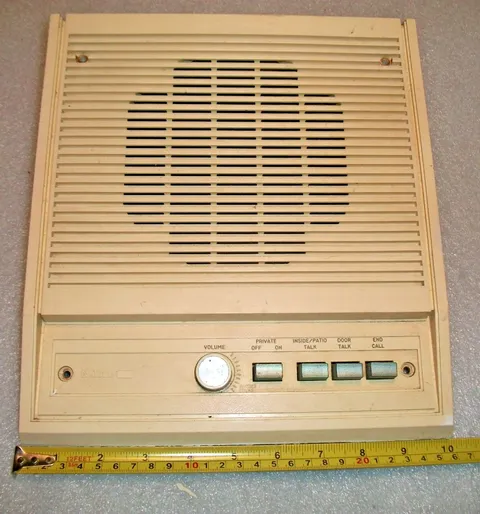 NuTone IS-400 Series Intercom Room Station - Vintage Speaker Unit- Large