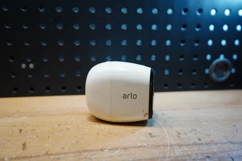 (E) Arlo Pro VMC4030 Wireless Camera 720p w/ Battery & Mount No Cable