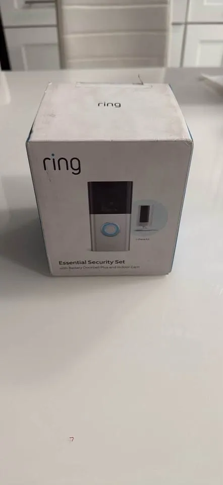 Ring - Essential Security Set with Battery Doorbell Plus and Indoor Cam - Sat...