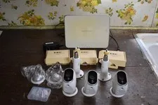 NETGEAR ARLO Base Station Wireless Wi-Fi VMB3000 Hub w/ 3 Cameras and Mag Mounts