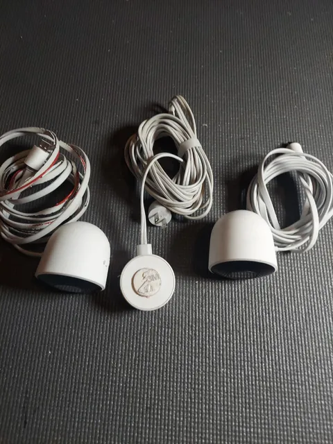 Google Nest Outdoor 1st Gen Wired Security Cameras And Cables ( A0033 ) Lot of 2