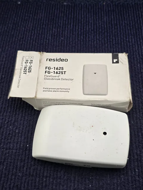 Resideo FG-1625: Heavy Duty FlexGuard Glass Break Detector White