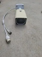 Lorex 4K IP POE 8MP Bullet Security Camera (LNB8005-C). FOR PARTS, READ