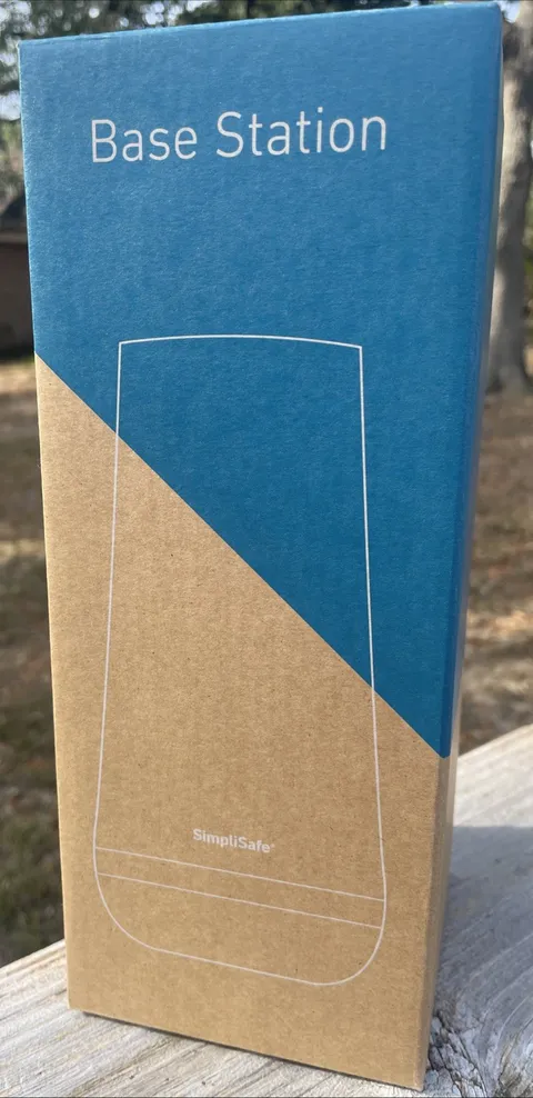 SimpliSafe Home Security Base Station SSBS3 BRAND NEW  In Original Box.