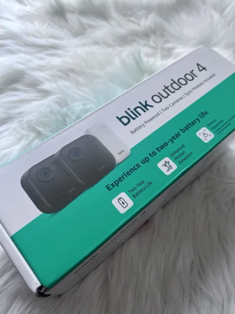Blink Outdoor 4 HD Smart Security Wireless 2 Camera New