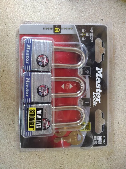 New Master Lock 3-Pack Keyed Alike Laminated Steel Pin Tumbler Padlock 3TRILF