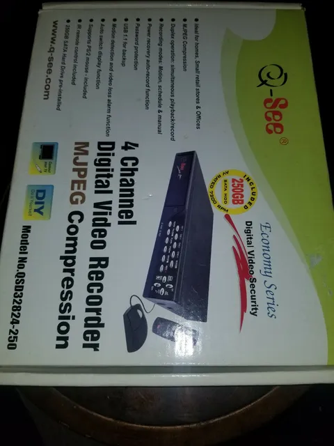 Q-See QSD6204-250 4-Channel MPEG4 DVR with 250GB Hard Drive 