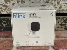 Blink Mini Indoor Plug-in Smart Surveillance Camera White BCM00300U Brand New