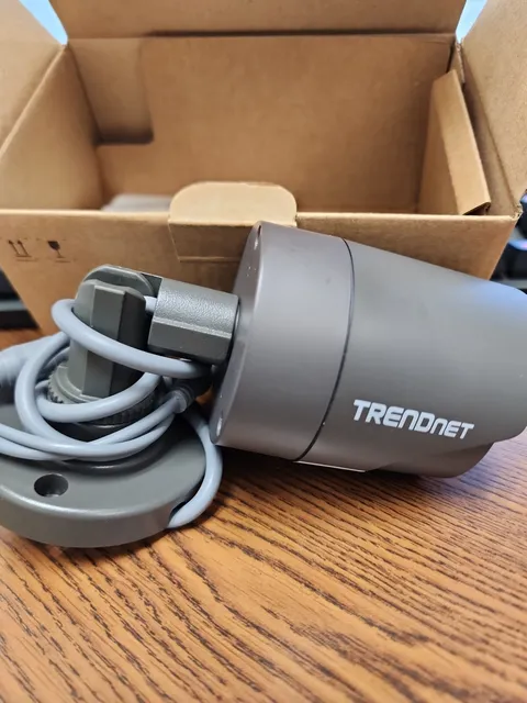 Trendnet TV-A100 Indoor Outdoor Day Night Infrared BNC Wired Security Camera