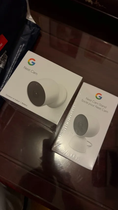 Google Nest Cam Battery 2nd Gen + Stand Bundle NEW SEALED Outdoor Indoor 1080p
