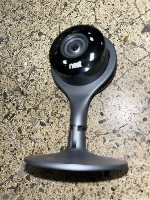 Google Nest Cam Indoor Security 1st Generation NC1104US A0005 Camera UNTESTED