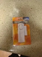 1 New Wireless Door/Window Entry Alarm Battery Operated YL-333