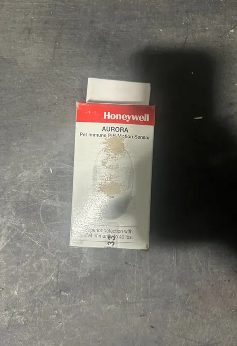 Honeywell Aurora Pet Immune PIR Motion Sensor Detector Ademco Resideo Security