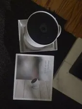 EUC Google Nest Outdoor or Indoor Battery Camera - snow