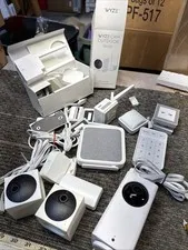 GOOD WYZE SECURITY CAMERA SET 2 WVOD1 CAM PAN BASE STATION KEYPAD SPEAKER