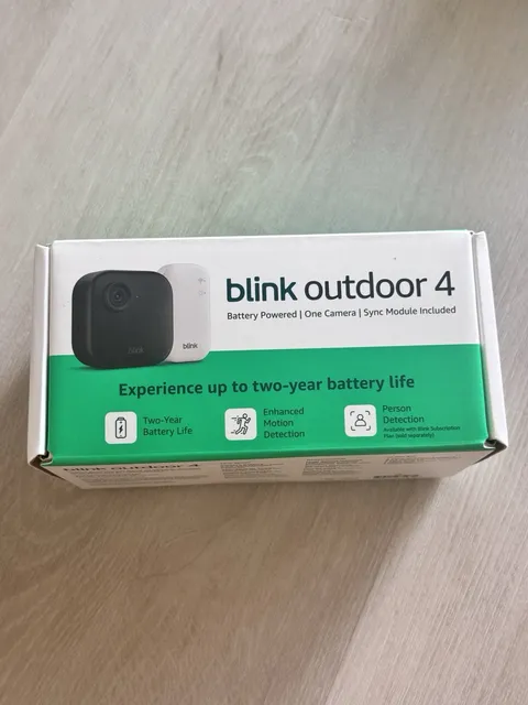 Blink Outdoor 4 Wireless Camera Security System with Sync Module New in Box