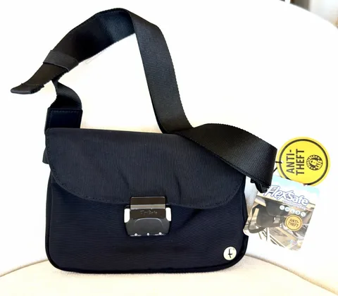 Brand New FlexSafe Lockable Anti-Theft Travel Crossbody Bag Portable Vault