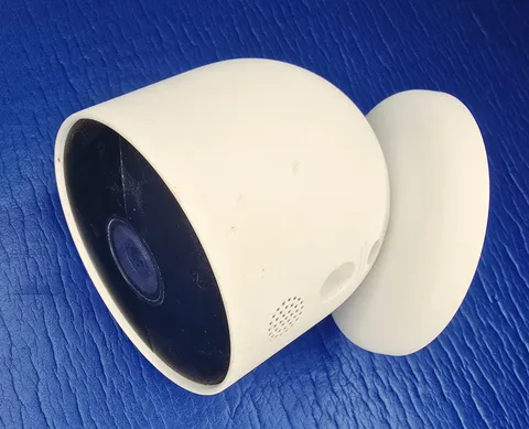 Google Nest Cam Outdoor / Indoor Security Camera (Model G3AL9) White - With...