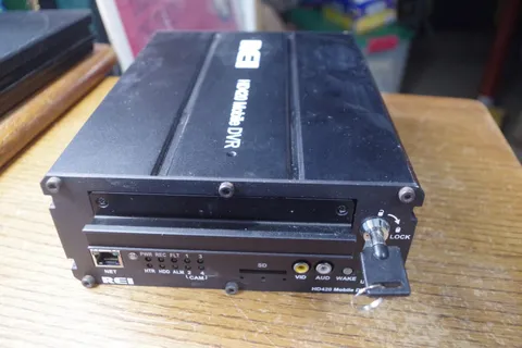 REI HD420 DVR with 500 GB Hard drive Bus Camera Recorder WITH KEYS, BARELY USED