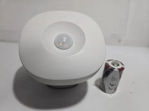 SmartThings Samsung Motion Sensor  IM6001-MTP Zigbee Temp Magnetic (white)