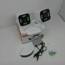 PHANSATIM DUAL LENS WIFI OUTDOOR CAMERA - WHITE - Scratch & Dent