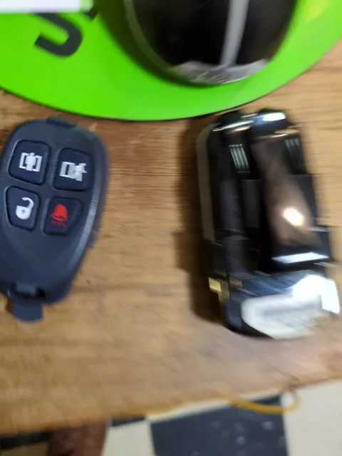 Alarm Adt Gadgets Personal Alarm Buttons Key Fabs Fallen And Can't Get Up