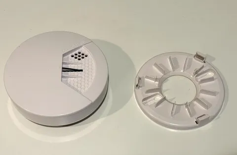 Simplisafe Wireless Smoke Detector Photoelectric Fire Alarm Security Gen 3 SSSD3
