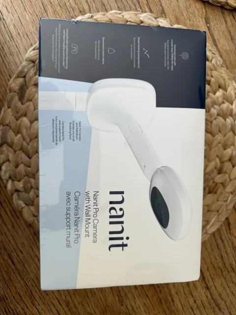 Nanit Pro Smart Baby Monitor & Wall Mount NEW SEALED