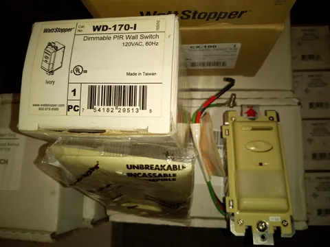 WATT STOPPER DIMMABLE PIR WALL SWITCH WD-170-1