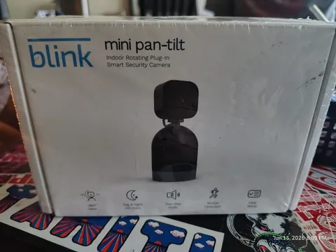 Blink Mini Pan-Tilt Indoor Plug-In Wi-Fi HD Camera Two-Way Audio Black