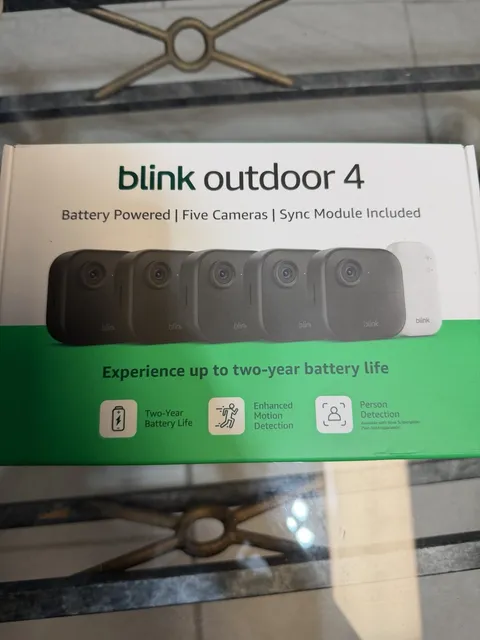 BRAND NEW BLINK Outdoor 4 (4th Gen) 5-Camera Security System w/ Sync Module Core