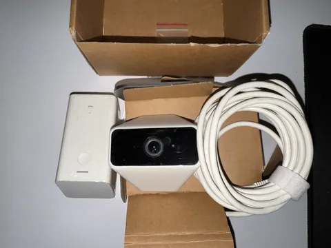 Cox Security Camera XCAM2 Model SCHC2AEW New Open Box