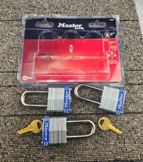 (QTY 3) Master Lock 3TRILF: 3-3/16" x 1-9/16" x 27/32" 4-Pin Cylinder Padlock