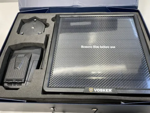 VOSKER V300 Ultimate 4G-LTE Security Camera System W/ Live View & Solar Panel