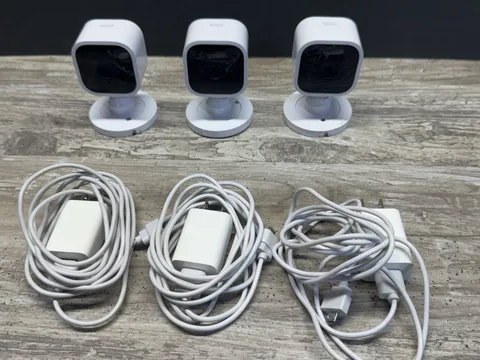 Set of 3/ BLINK mini camera 1080p security camera G8V1-9001 With Power Cables