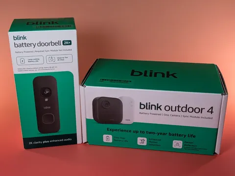 Blink Outdoor 4 Wireless Camera with Sync Module + Battery Doorbell 2K | Bundle