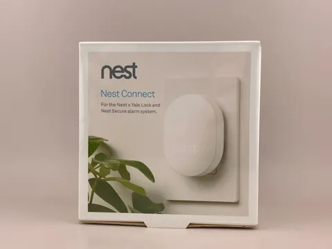 Nest Connect Range Extender for Nest Secure System H17000EF New Sealed