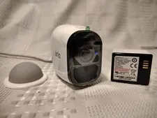 NETGEAR Arlo Pro Wire Free HD Camera VMC4030 White & Battery Powers On. Untested