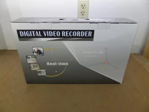 RS-D9904EU-NS-AT-TZ DIGITAL VIDEO RECORDER  NTSC 