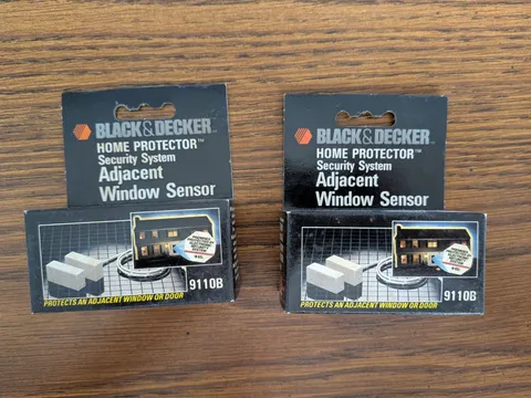 Black &Decker Lot Of 2 ,Home Protector Security System Glass Break Window Sensor