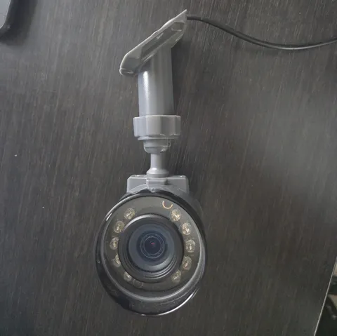 2 VIVINT VS-HDW400-110 Wireless Wide Angle Night Vision Camera (Camera Only)