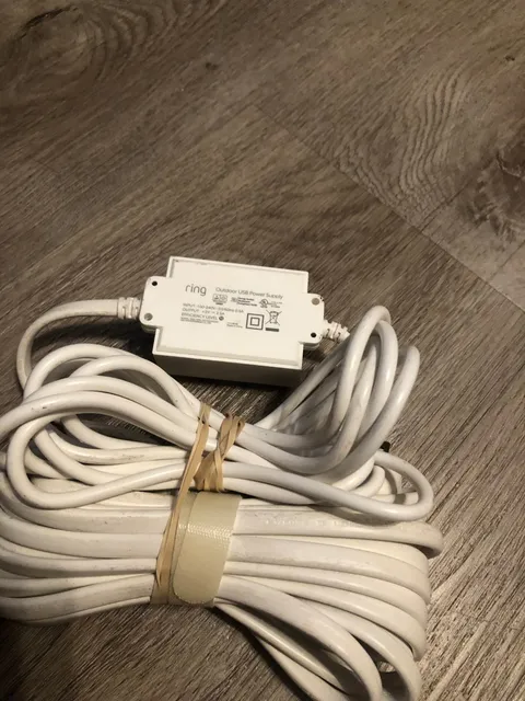 Ring Outdoor USB Power Supply – 5V / 2.5A Micro-USB Long Cable, White
