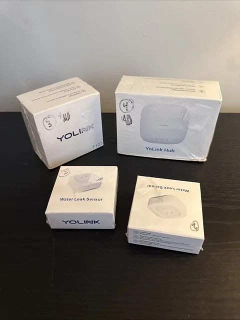 YOLINK Water Leak Sensor Starter Kit Set: 2 Sensors & 1 Hub & 1 Siren Alarm