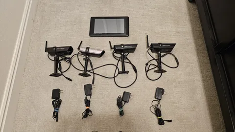Uniden Guardian G755 G7 LCD Monitor With Dock AC Adapter + 4 Cameras UDRC57HD