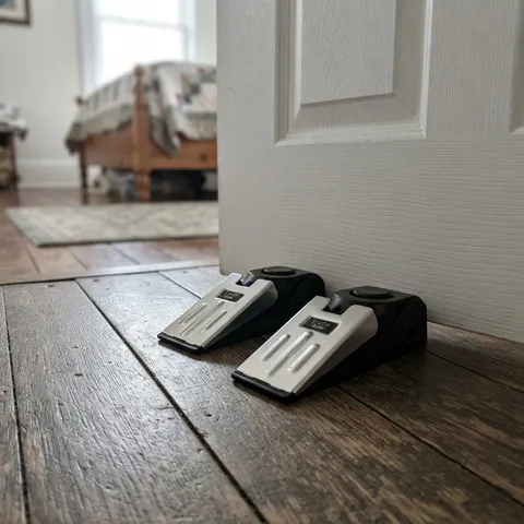 Door Stop Alarm, Door Stopper Security for Home Travel Apartment with 120DB S...