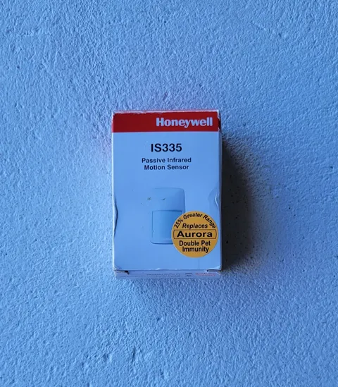 Honeywell  Passive Infrared Pet Motion Sensors, Model IS335 New Open Box. 