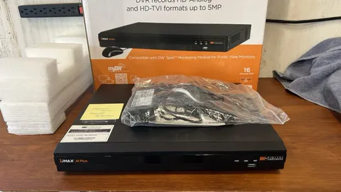 Digital Watchdog VMAX A1 Plus - 2TB - 16-Channel Analog HD DVR - Black