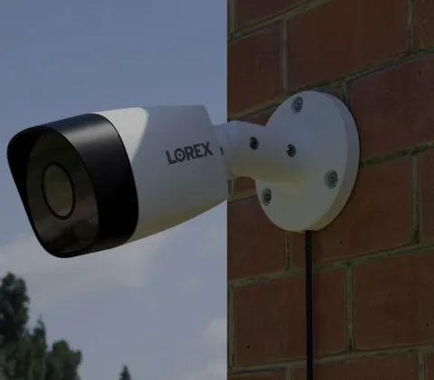 Lorex C221NA-Z 1080p CVI Wired Bullet Security Camera Outdoor White/Black