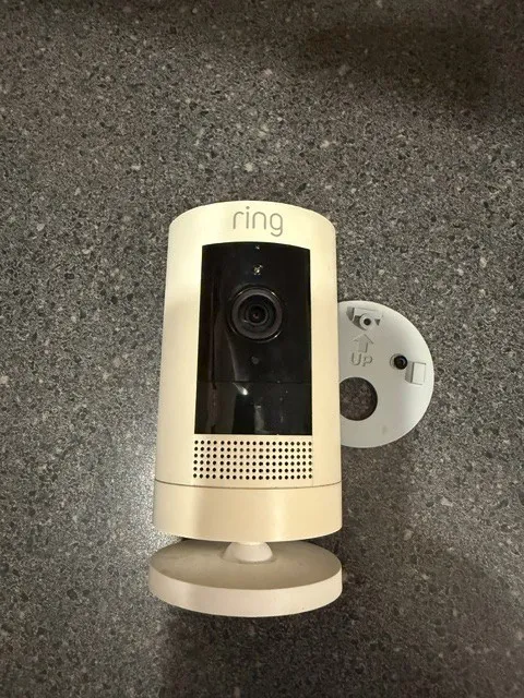 Ring Stick Up Cam Security Camera - White (No Battery) Model: 5UM7E5